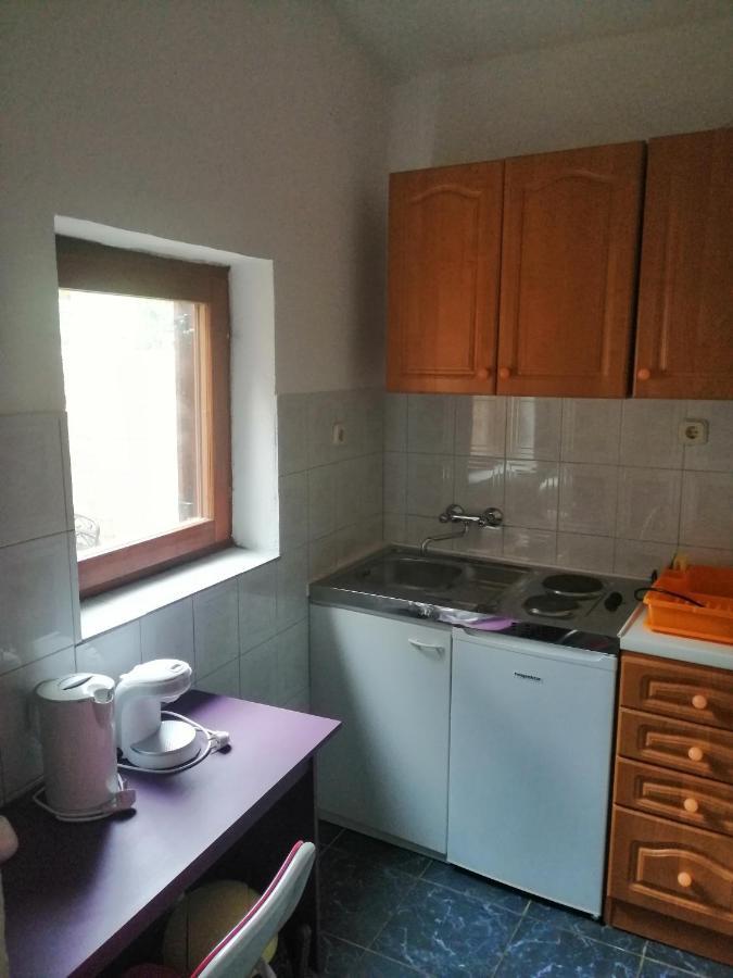 Apartments Elena & Damir Вис Экстерьер фото