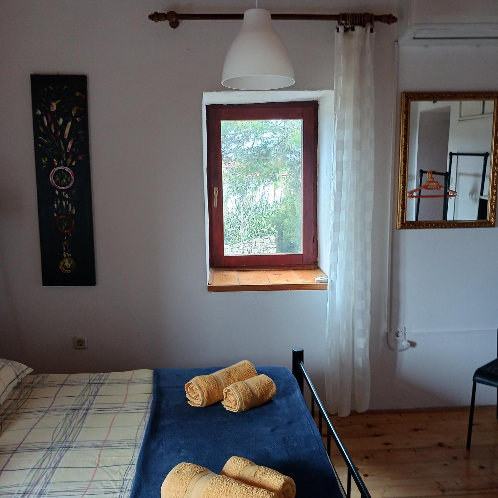 Apartments Elena & Damir Вис Экстерьер фото